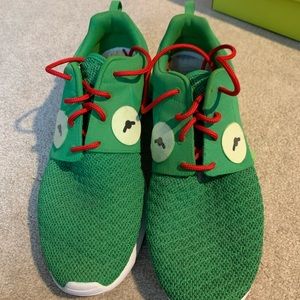 Custom Nike Roshe sneakers